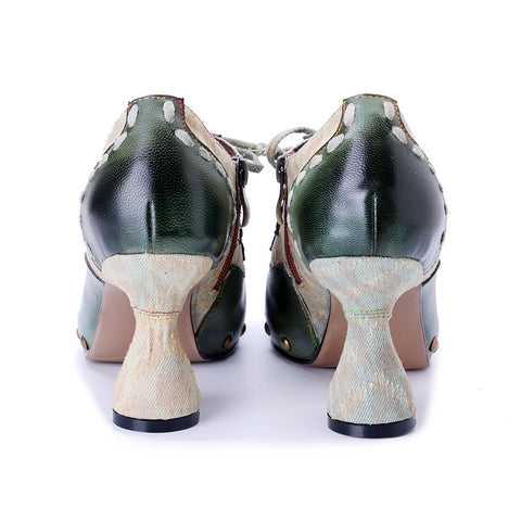 Retro Edge Studded Oxford Pumps - Women’s Chunky Heel Lace-Up Shoes (7 cm) - Leather & Fabric Combo